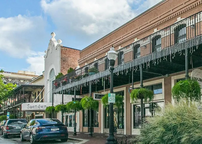 Paradise Pensacola